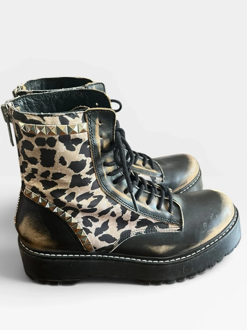 Steve Madden Avenger Leopard Studded Platform Combat Boots Y2K Grunge 10 - Picture 2 of 8